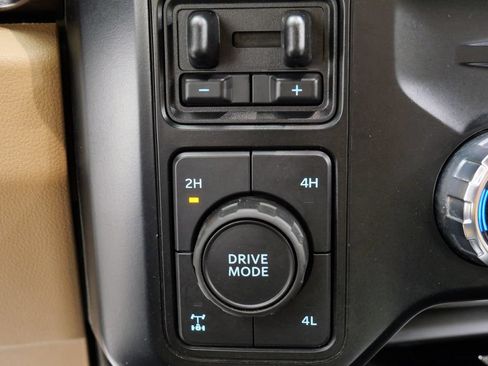 Used 2023 Ford F250 Lariat w/ Chrome Package AWD/4WD image 30