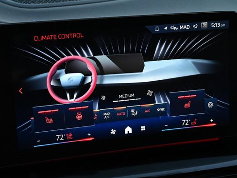 Certified 2024 BMW X2 xDrive28i image 19