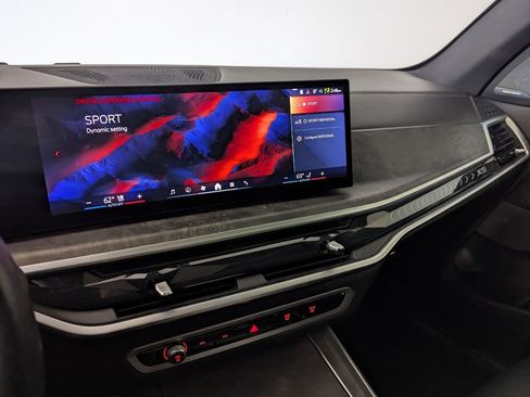Used 2024 BMW X5 sDrive40i image 11
