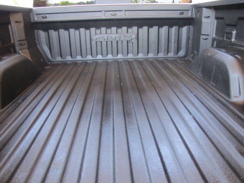 Used 2023 GMC Sierra 1500 AT4 w/ Technology Package image 33