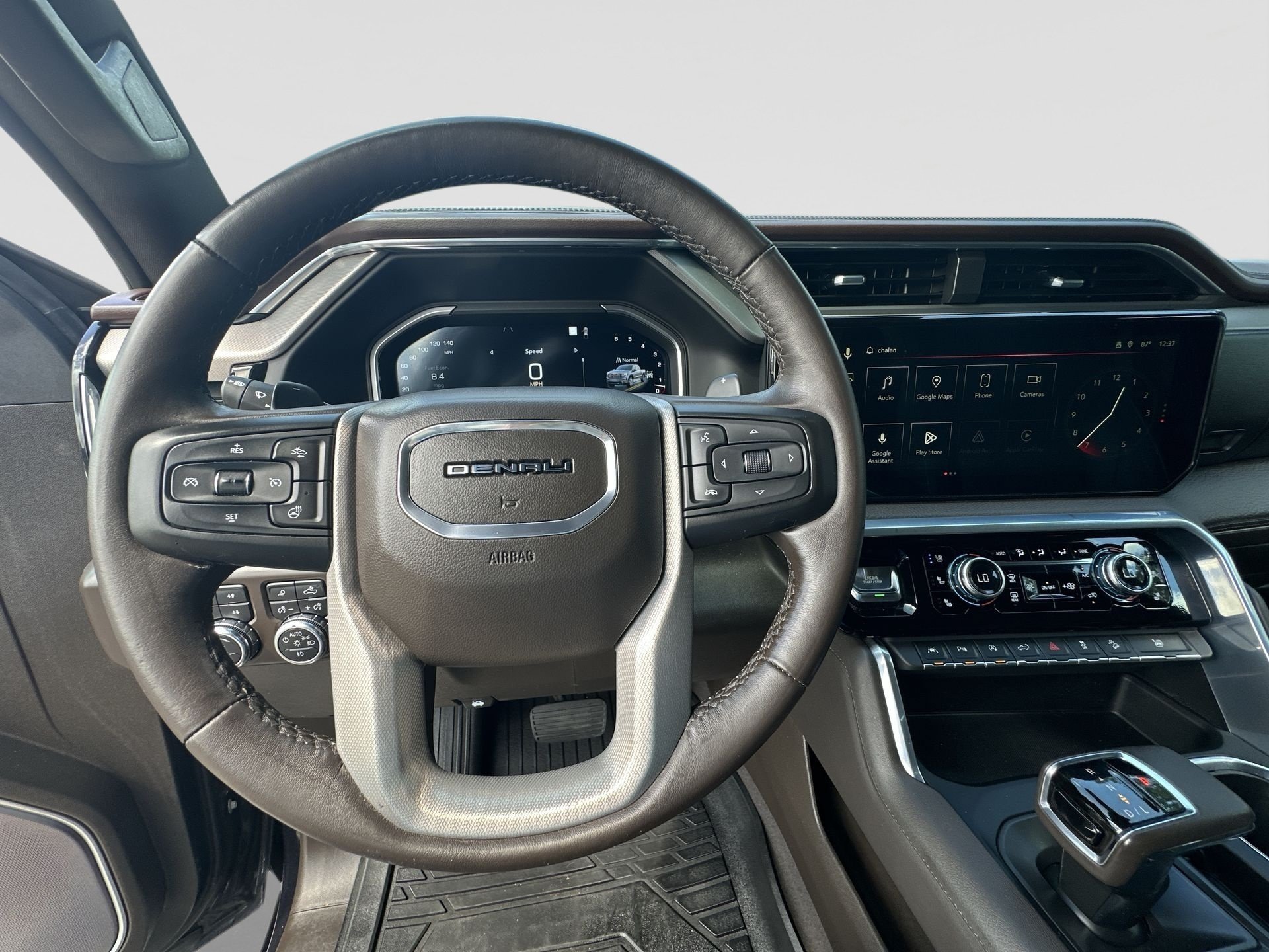 Certified 2022 GMC Sierra 1500 Denali w/ Denali Reserve Package AWD/4WD image 11