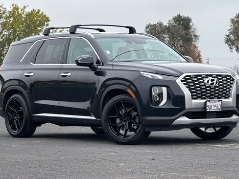 Used 2022 Hyundai Palisade SEL w/ Convenience Package image 2