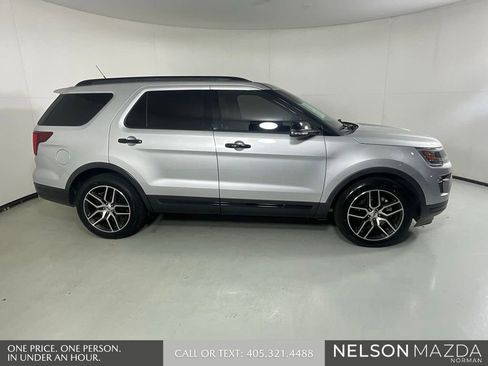 Used 2019 Ford Explorer Sport w/ Equipment Group 401A AWD/4WD image 5