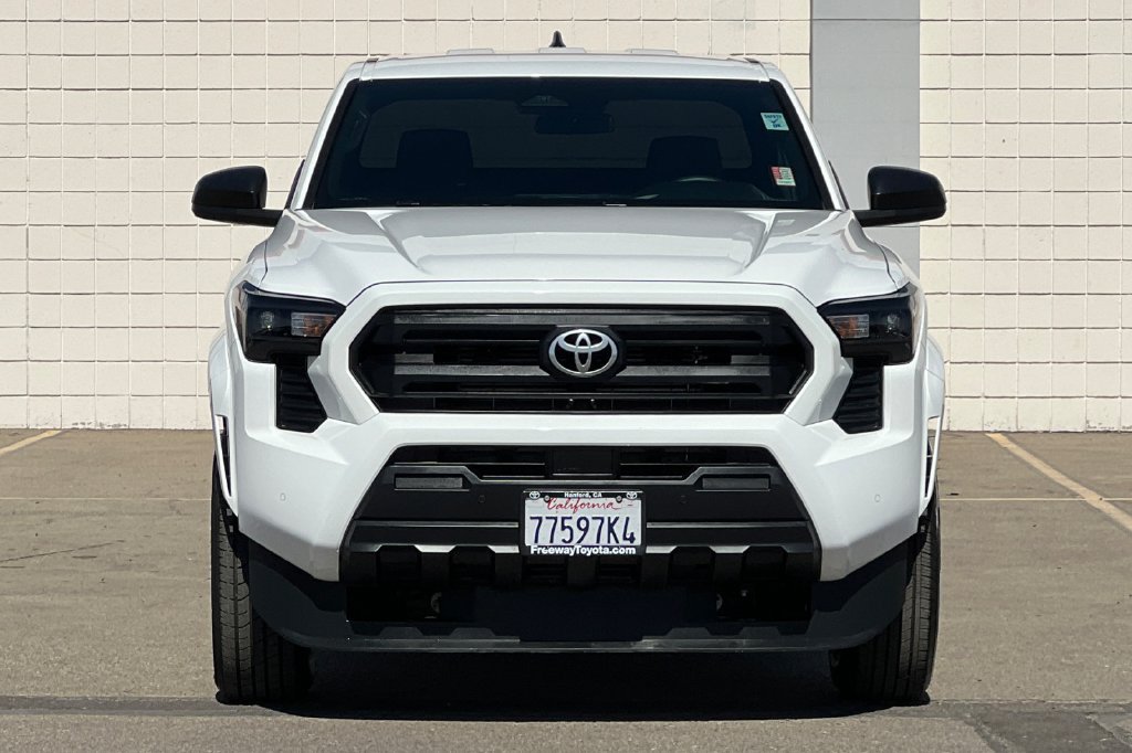 Certified 2026 Toyota Tacoma SR w/ SR Upgrade Package AWD/4WD image 11