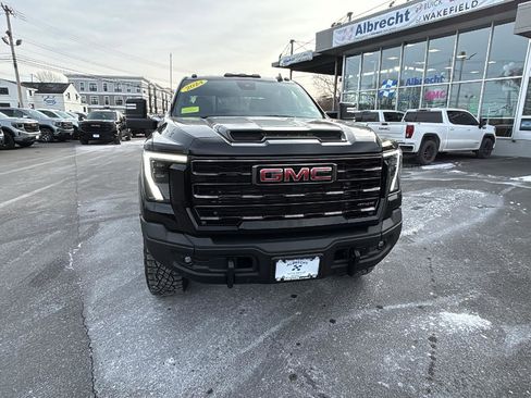 Certified 2024 GMC Sierra 2500 AT4X w/ AT4X AEV Edition image 2