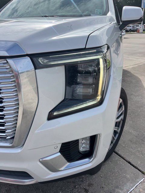 Used 2021 GMC Yukon XL Denali w/ Denali Ultimate Package AWD/4WD image 13