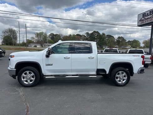 Used 2020 Chevrolet Silverado 2500 LTZ w/ LTZ Texas Edition image 9