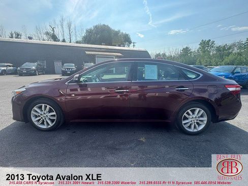 Used 2013 Toyota Avalon XLE FWD image 5