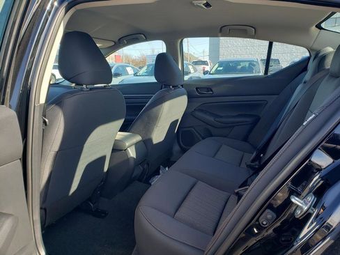 Used 2025 Nissan Altima 2.5 S image 16