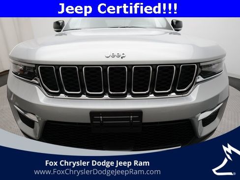 Used 2023 Jeep Grand Cherokee Limited image 22