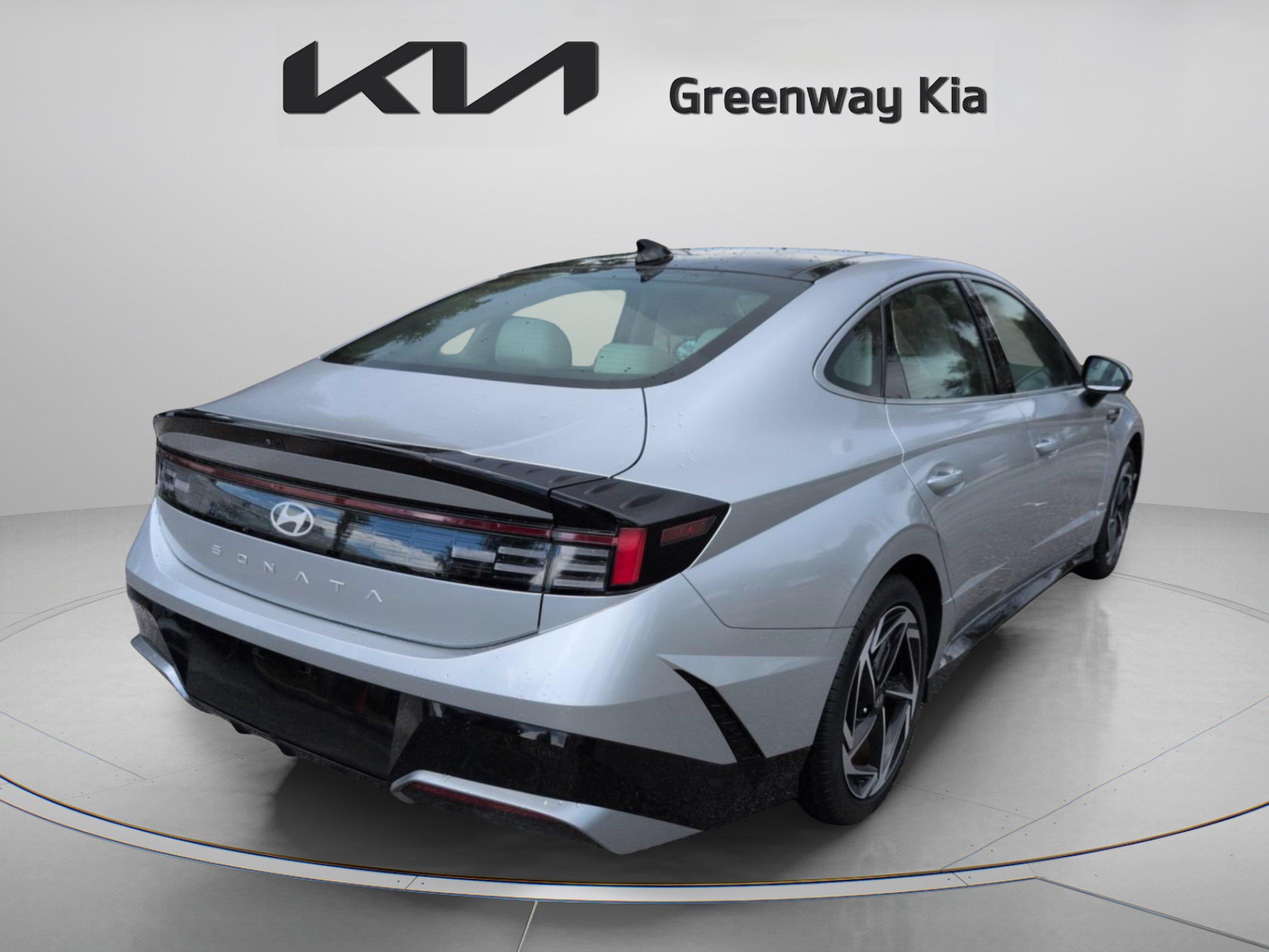 Used 2025 Hyundai Sonata SEL FWD image 6