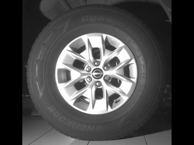 Used 2024 Nissan Frontier SV w/ Technology Package RWD image 30