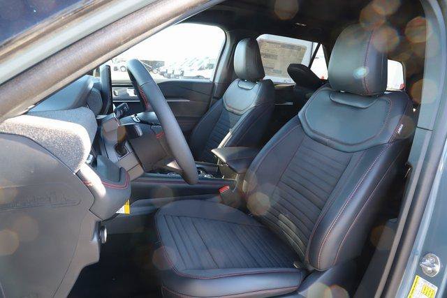 New 2026 Ford Explorer ST-Line w/ ST-Line Street Pack AWD/4WD image 13