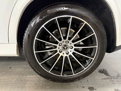 Used 2023 Mercedes-Benz GLE 350 4MATIC w/ AMG Line Exterior image 7