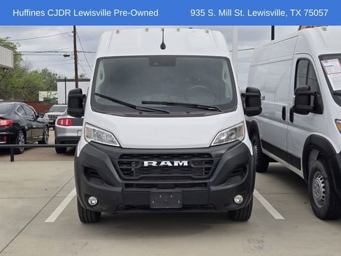 Used 2025 RAM ProMaster 2500 w/ Convenience Group image 2