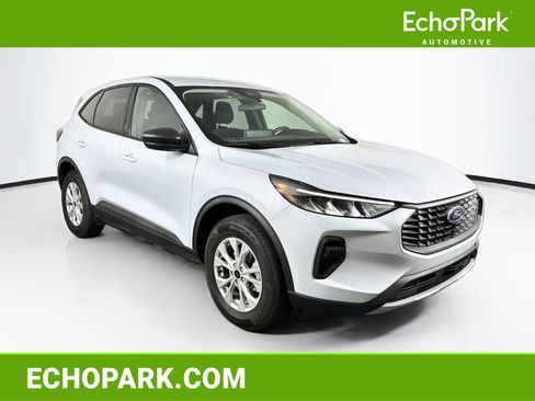 Used 2026 Ford Escape Active w/ Tech Pack #1 AWD/4WD image 1