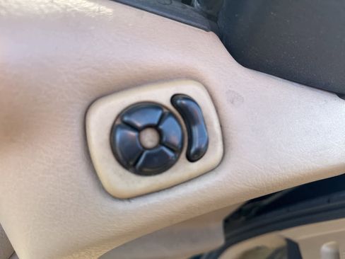 Used 1999 Chrysler Sebring JXI image 25