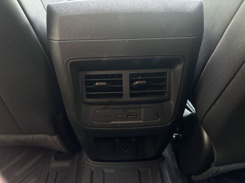 Used 2024 GMC Canyon AT4X AWD/4WD image 23