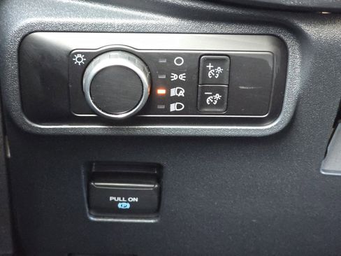 Used 2025 Ford Bronco Big Bend image 11