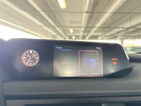 Used 2022 Lexus UX 250h w/ Premium Package image 18