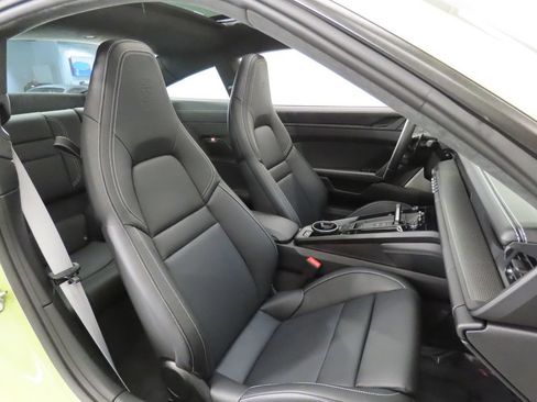 Certified 2025 Porsche 911 Carrera 4 GTS AWD/4WD image 44