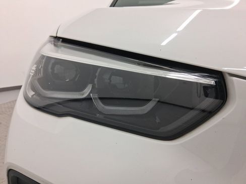 Used 2023 BMW X5 sDrive40i w/ Climate Comfort Package image 12