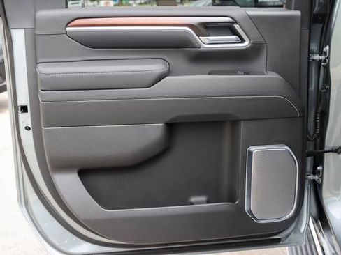 New 2026 GMC Sierra 2500 Denali w/ Denali Reserve Package AWD/4WD image 17