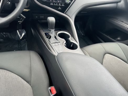 Used 2023 Toyota Camry LE image 22