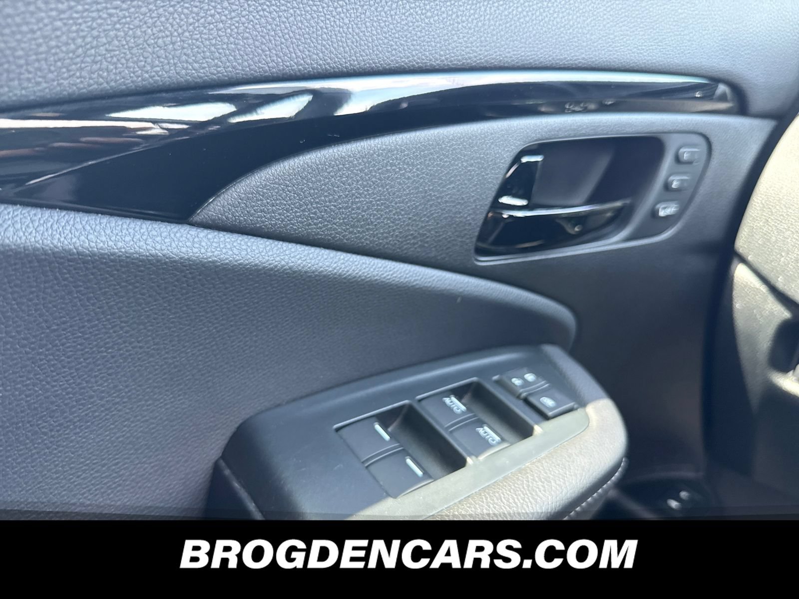 Used 2022 Honda Passport Elite image 9