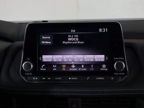 Used 2026 Nissan Rogue SV FWD image 25