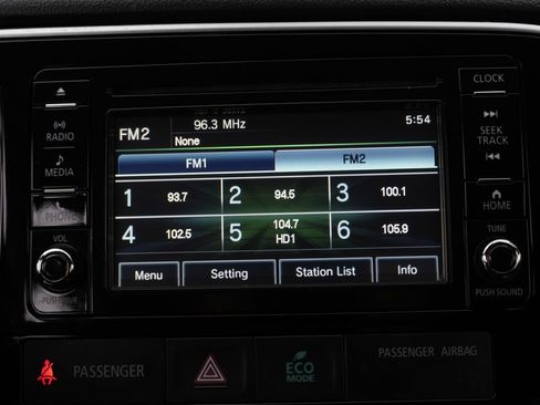 Used 2016 Mitsubishi Outlander SE AWD/4WD image 52