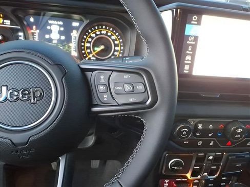 New 2026 Jeep Gladiator Rubicon image 17