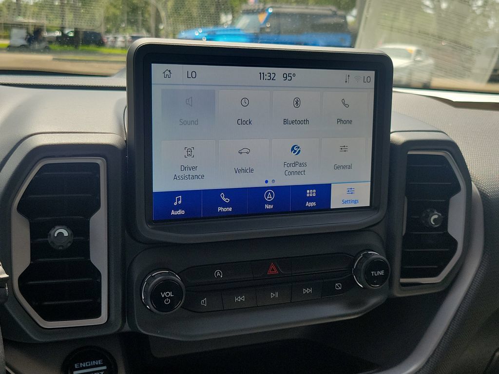 Certified 2024 Ford Bronco Sport Outer Banks w/ Tech Package AWD/4WD image 24