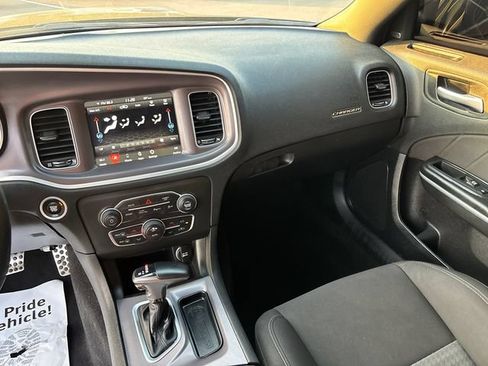 Used 2022 Dodge Charger R/T RWD image 11