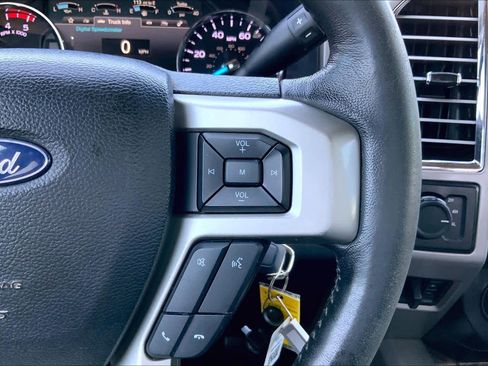 Used 2017 Ford F250 Lariat w/ Lariat Value Package image 25