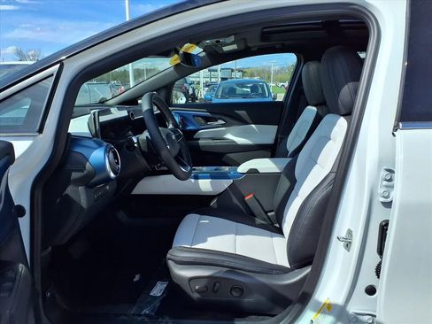 New 2026 Chevrolet Equinox EV LT w/ Convenience Package II image 12