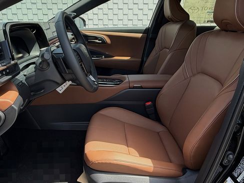 New 2026 Toyota Crown Signia w/ Advanced Technology Package AWD/4WD image 17