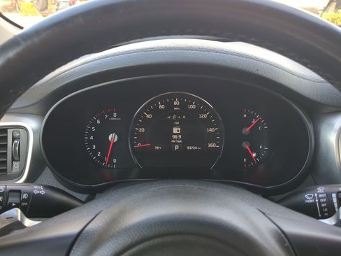 Used 2017 Kia Sorento EX w/ EX Premium Package image 27