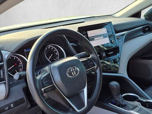 Used 2024 Toyota Camry LE FWD image 8