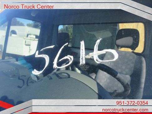 Used 2005 Dodge Sprinter 2500 image 19