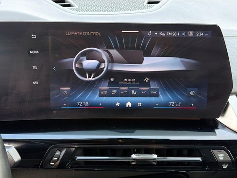 Used 2025 BMW X2 xDrive28i image 33