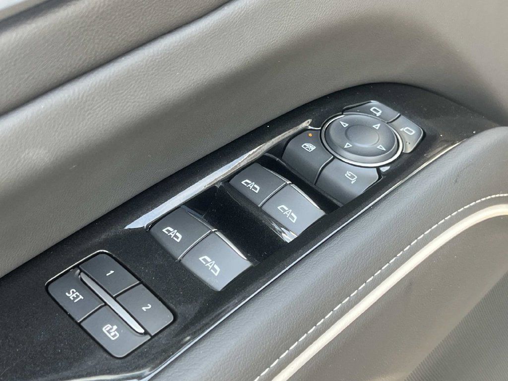 Certified 2024 Cadillac Escalade Sport w/ Touring Package AWD/4WD image 33