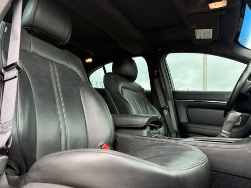 Used 2013 Lincoln MKS image 15
