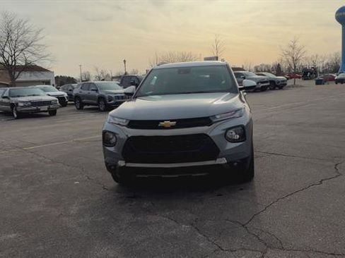 Used 2023 Chevrolet TrailBlazer ACTIV image 3