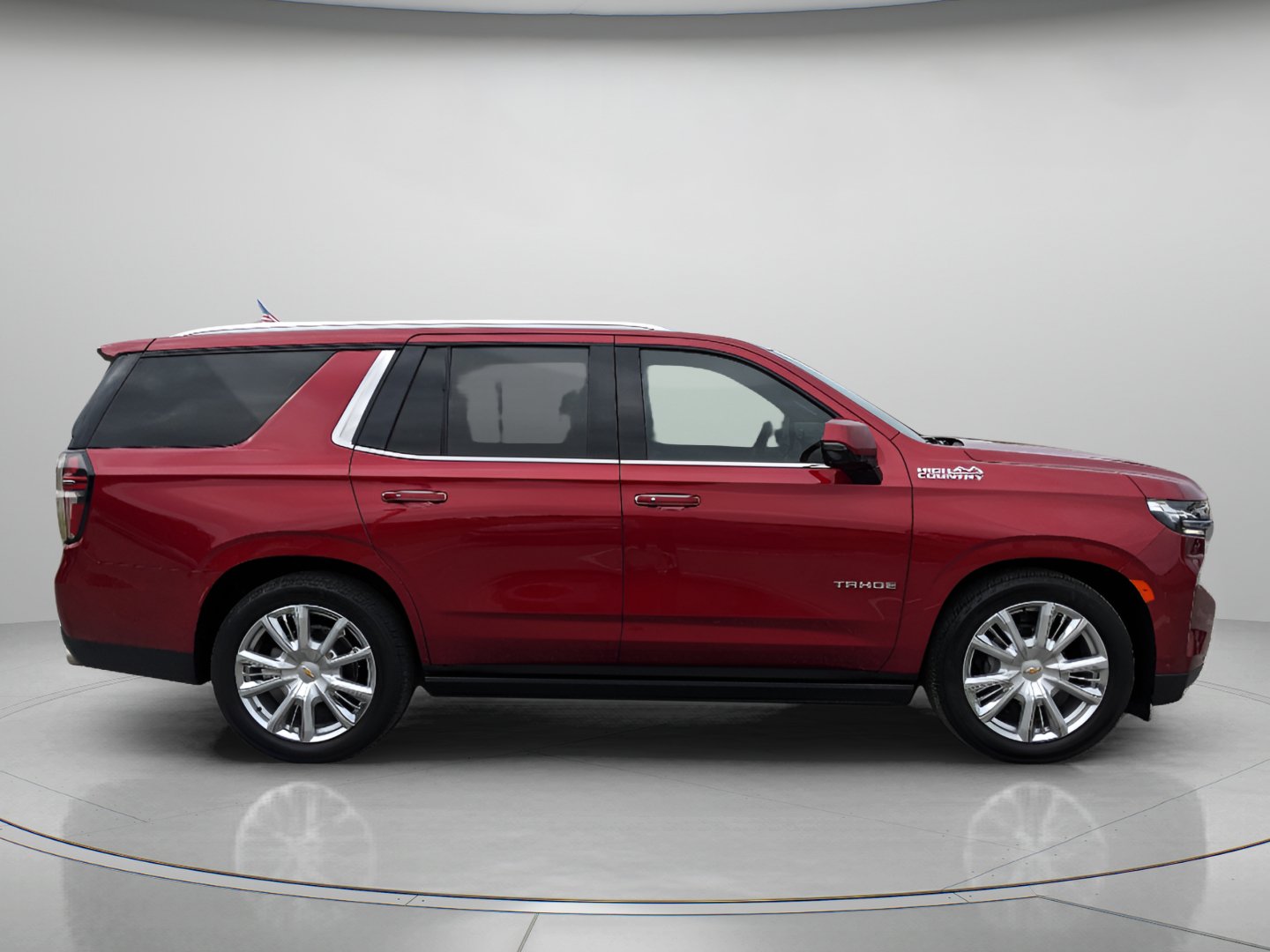 Used 2024 Chevrolet Tahoe High Country w/ Advanced Technology Package RWD image 9