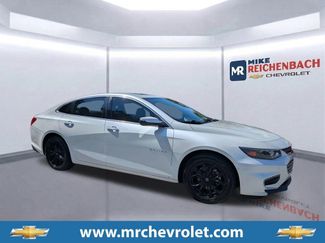 Used 2017 Chevrolet Malibu Premier w/ Premier Sun and Wheel Package FWD video 1