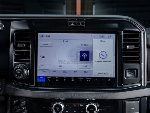 Used 2026 Ford F450 Platinum w/ FX4 Off-Road Package image 24