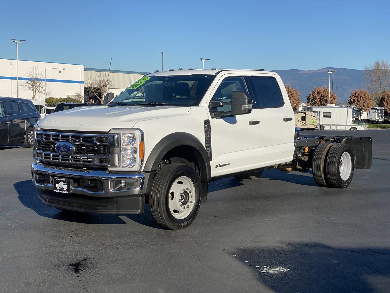Used 2023 Ford F450 XLT w/ XLT Value Package AWD/4WD image 1
