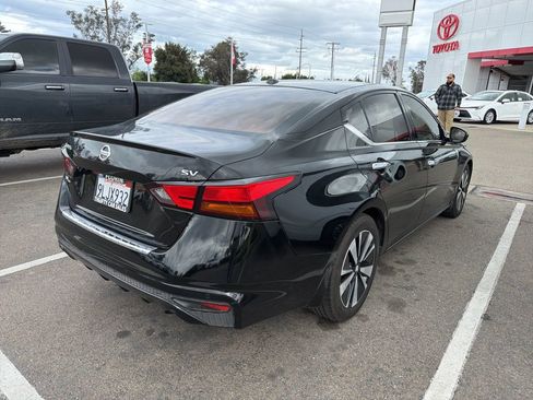 Used 2020 Nissan Altima 2.5 SV image 7