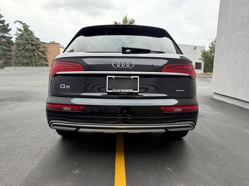 Used 2021 Audi Q5 Prestige w/ Prestige Package AWD/4WD image 11